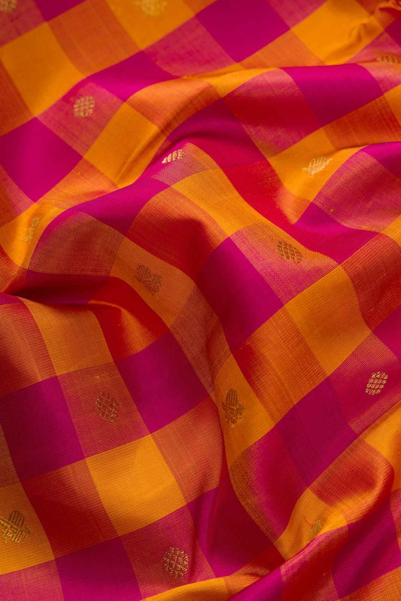 Picture of Pure Silk Pure Zari Mustard And Purple Dual Tone Kanchipuram Saree